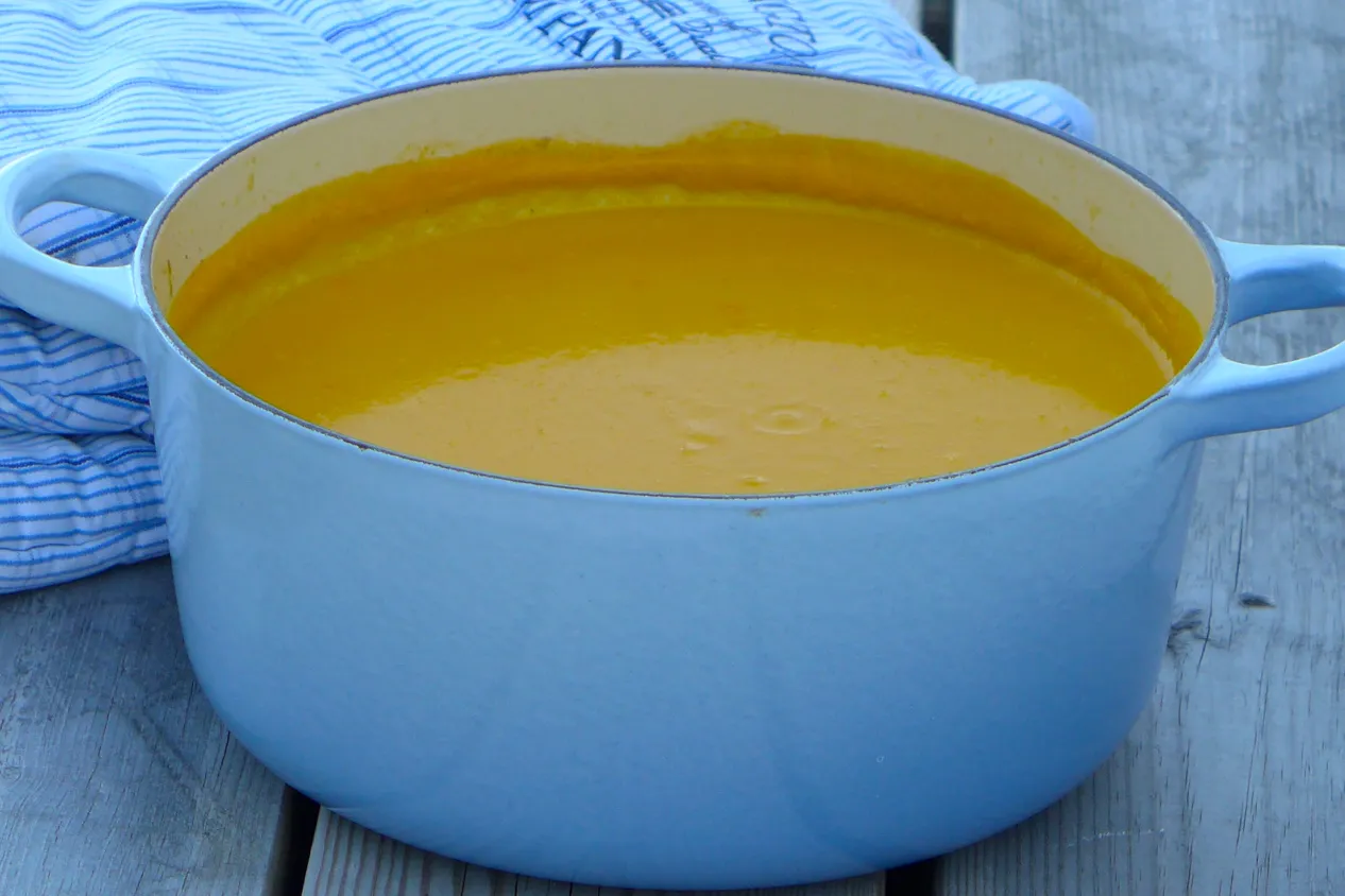 Gulrotsuppe med chili og ingefær