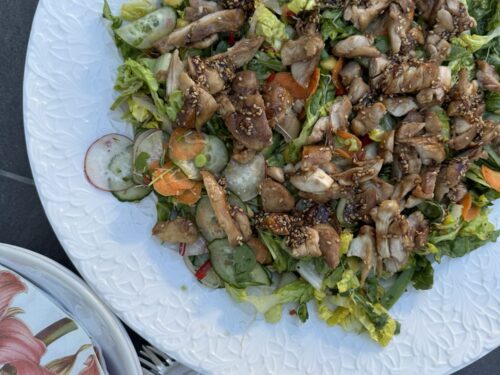 Thaisalat med limedressing