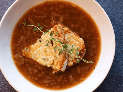 Løksuppe med Gruyère-toast