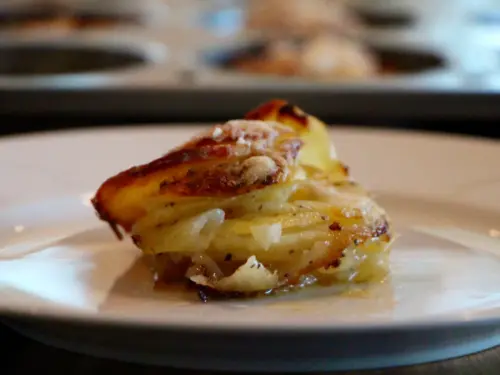Ovnsbakte potetskiver med parmesan